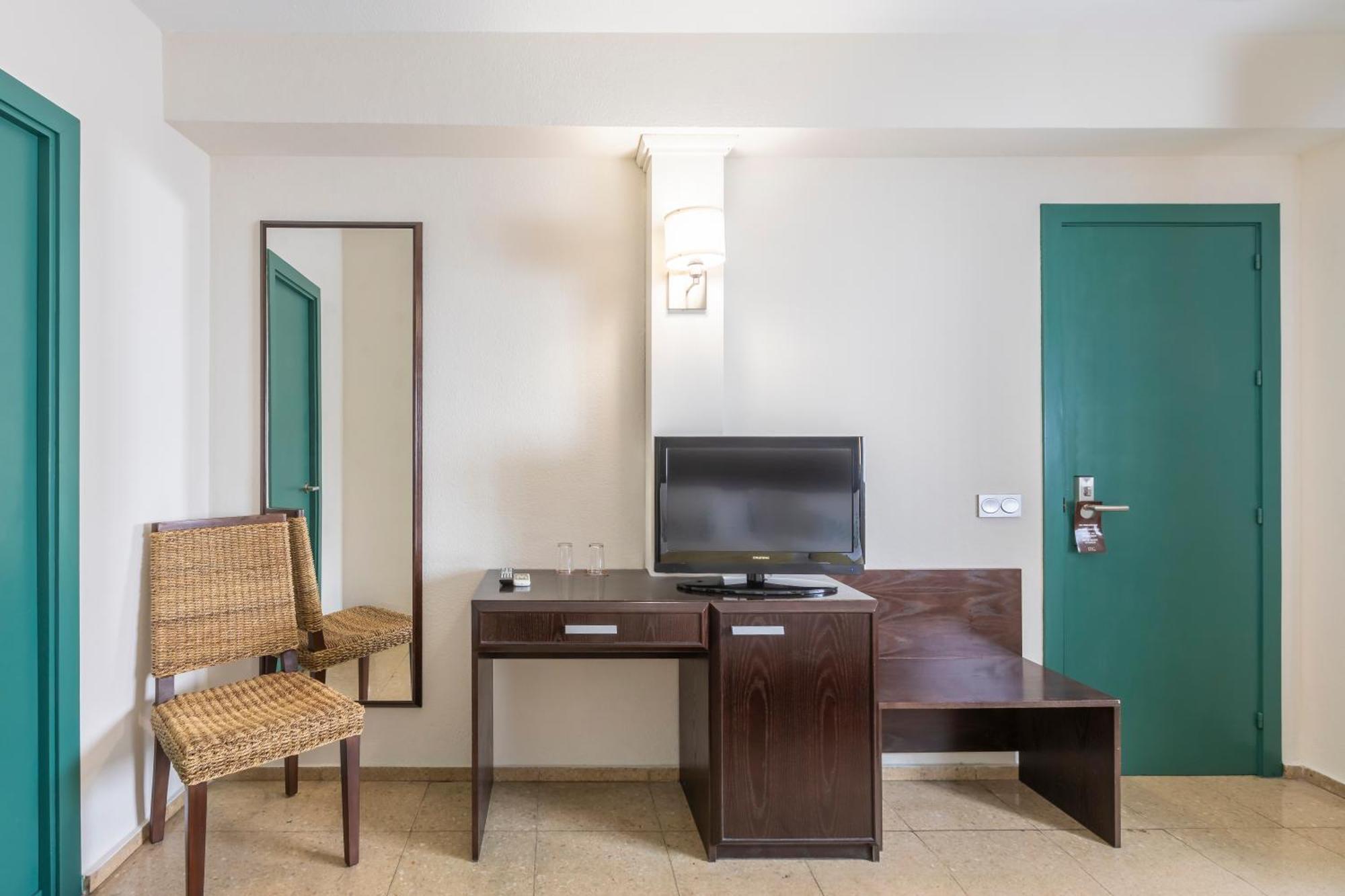 Itaca Colon By Soho Boutique Hotel 2*